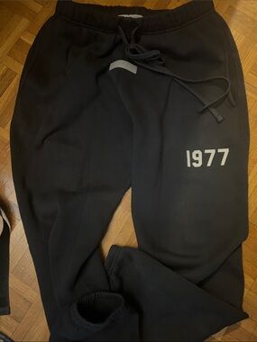 Fear of God essentials iron 1977 joggers